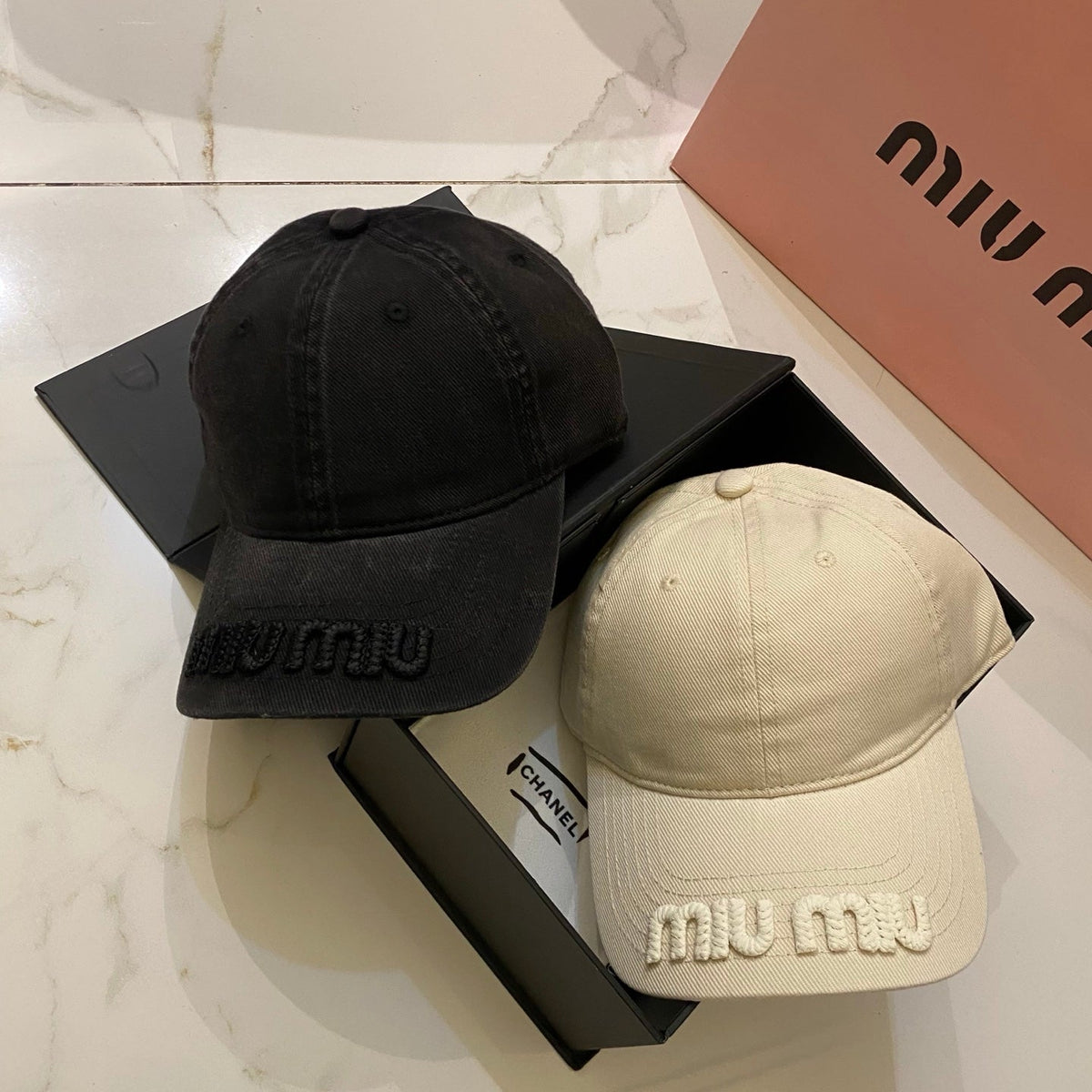 Miu Miu Distressed Washed Baseball Cap - Black / White