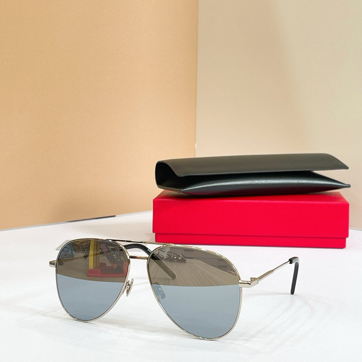 Saint Laurent Classic 11 Sunglasses